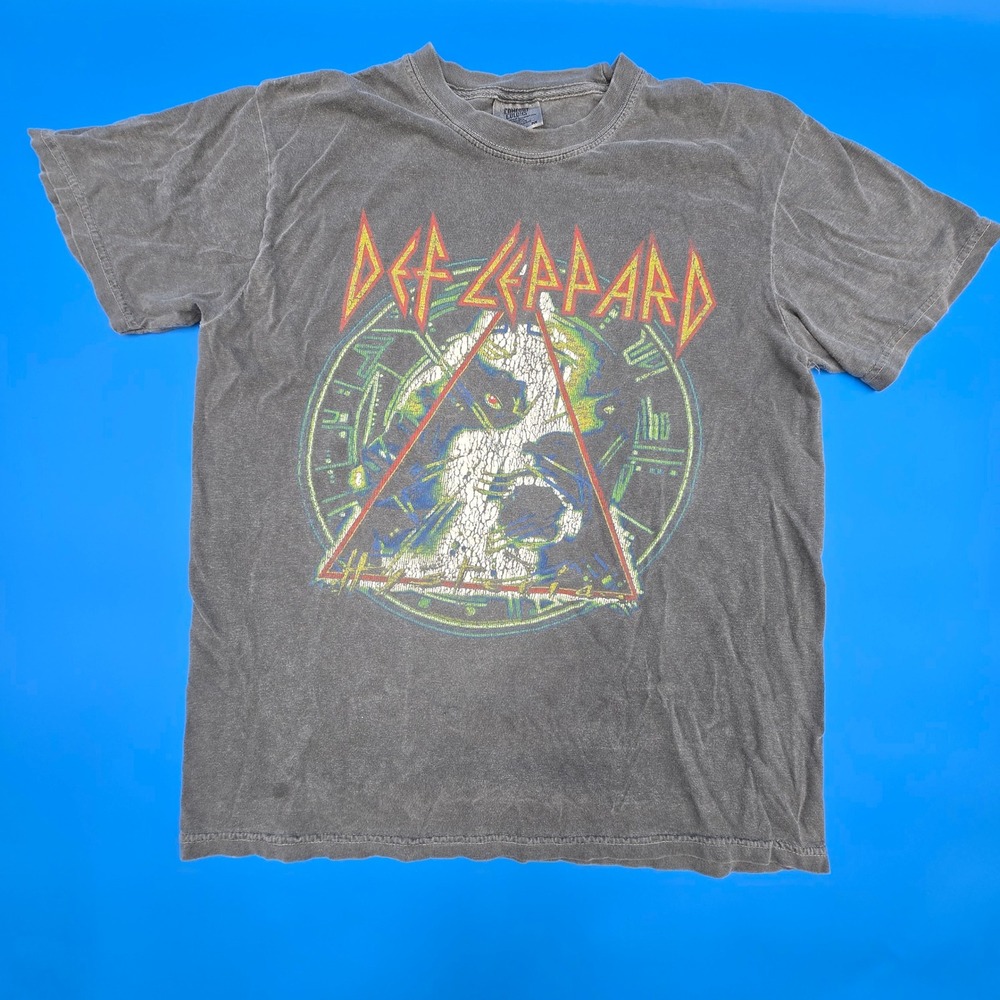 Comfort Colors Def Leppard Stadium Tour 2022 Graphic T-Shirt Charcoal Mens Med‎